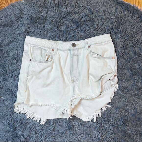 One Teaspoon Light Blue Denim Frayed Hem Shorts Size 29 - Picture 1 of 7